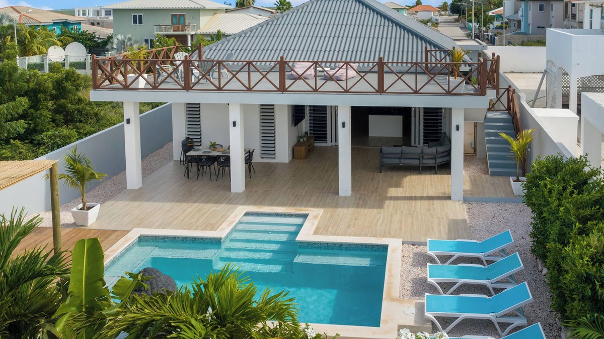 Grote Berg House | Perla di Solo, Perla di Solo, 6 person villa, pool, roof terrace, sea view!