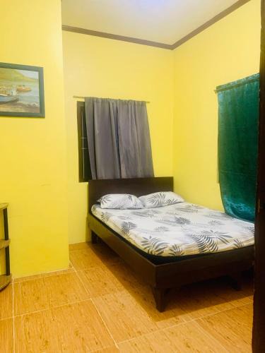 Rizal Province House | Perlies Inn Balcony House