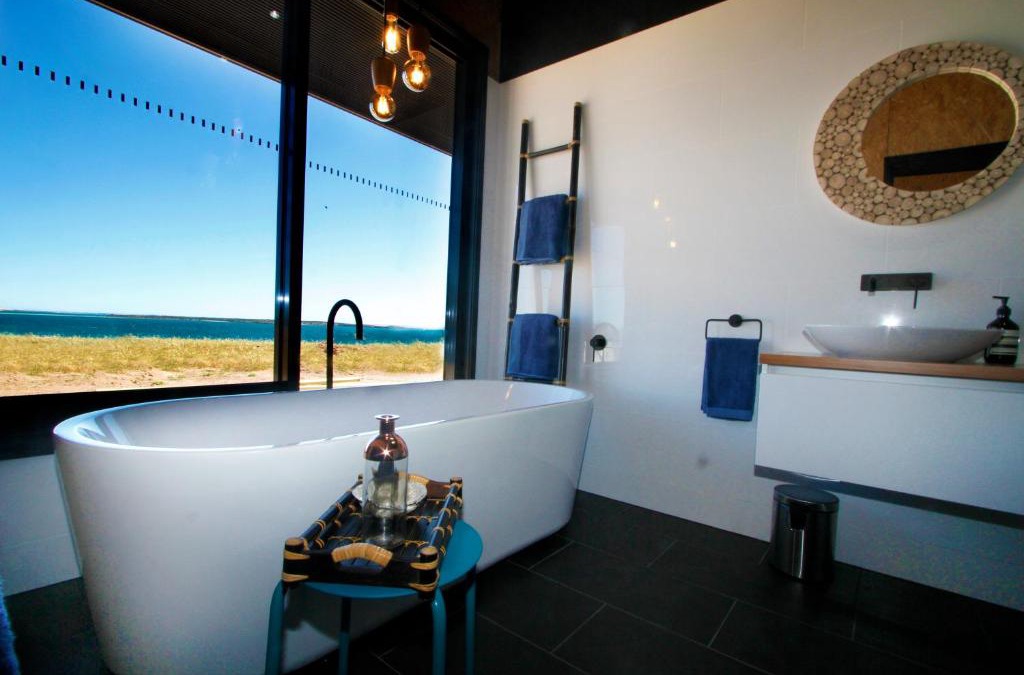 Finlayson Bed & Breakfast | Perlubie Sea