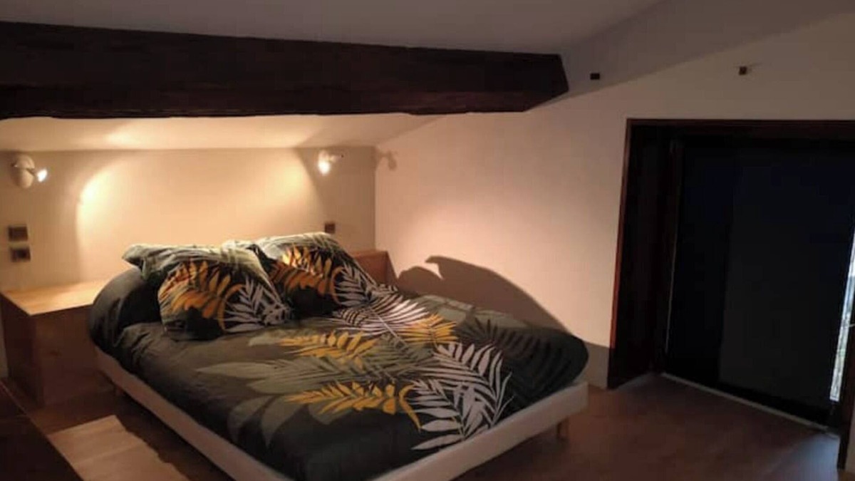 Perouges House | Perougeoise house with private jacuzzi