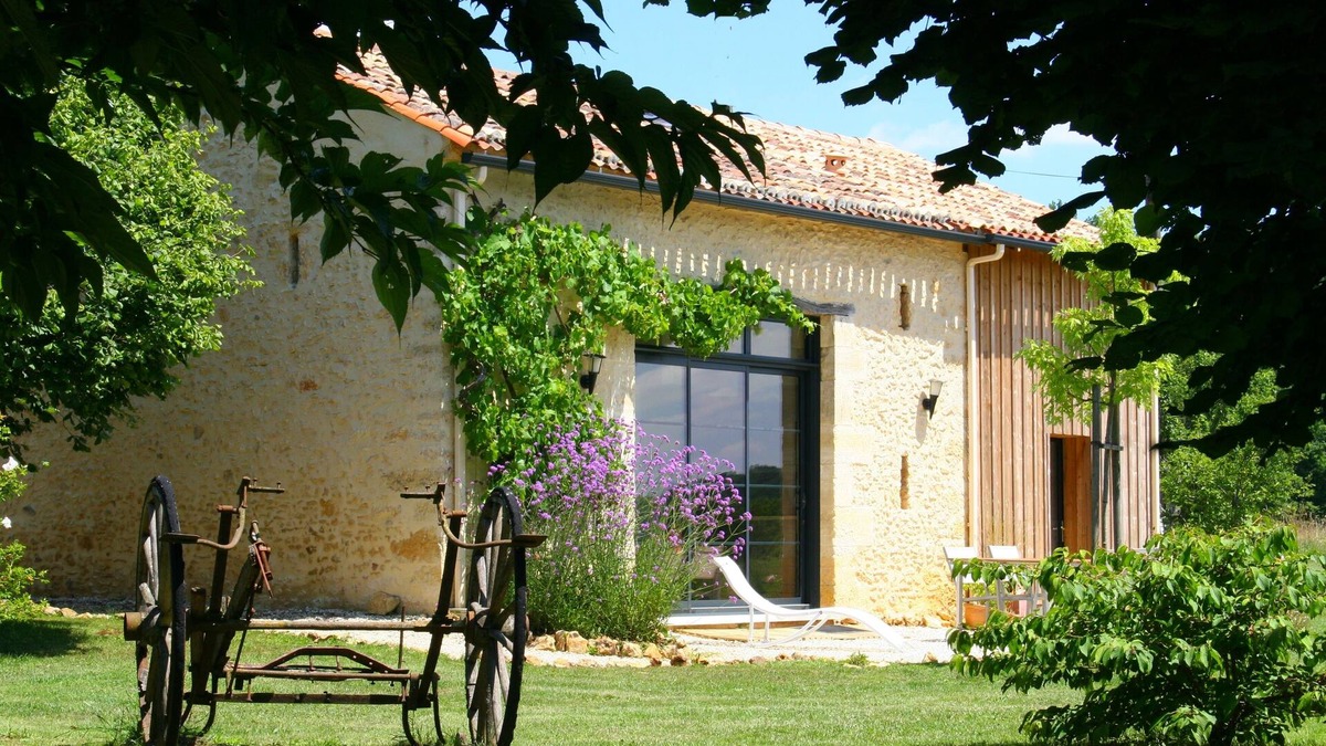 Pressignac-Vicq House | Perrot en Périgord : Charming stone villa with swimming pool