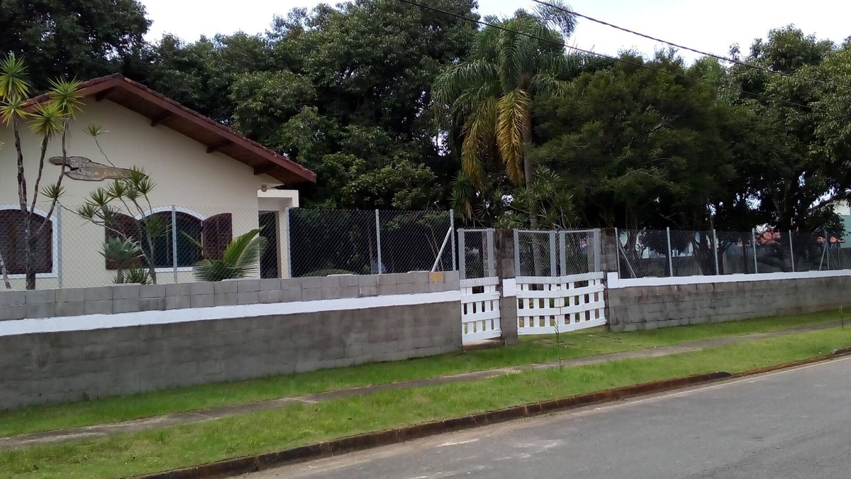 Peruibe House | PERUÍBE: House 500 meters from the beach - Recanto; Ruins of Abarebebê.