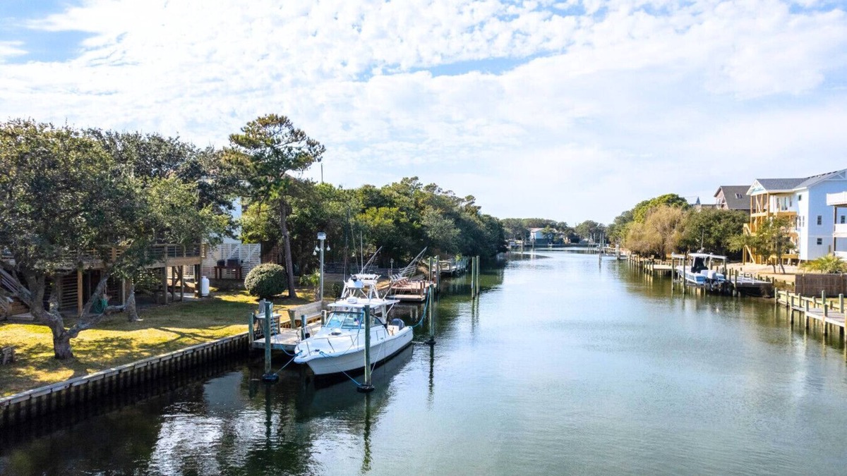Brigands' Bay Apartment | Pescadora by Rather Be Properties