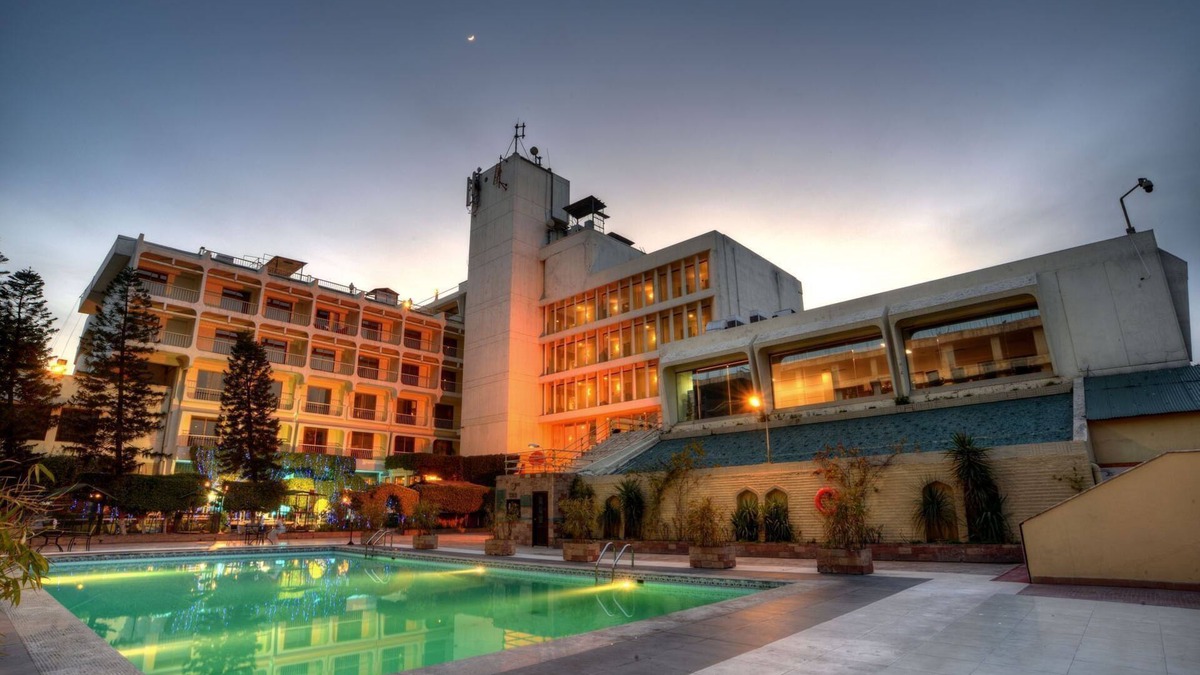 Peshawar Hotel | Peshawar Serena Hotel