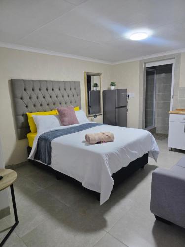 Ermelo House | Peshline Guest House Unit 0