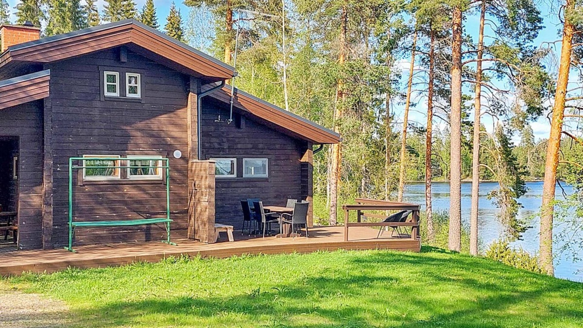Petajavesi House | Petäjälahti by Interhome