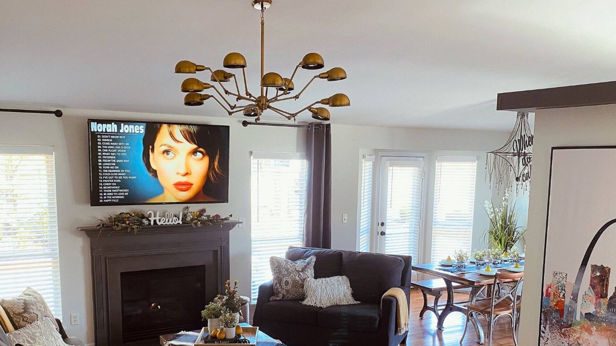 Ballwin House | Pet and Family Friendly House - Great Location- 30 Minutes to Downtown