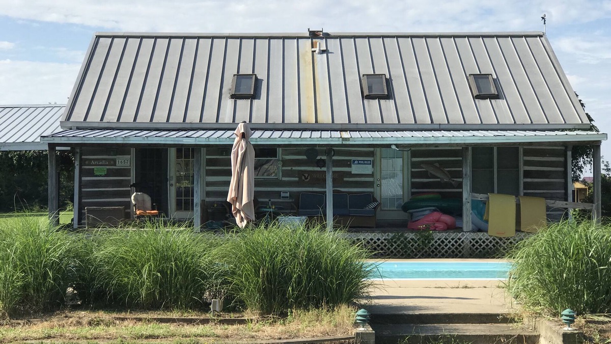 Crofton Cabin | Pet & Family Friendly Log Cabin On Family Farm