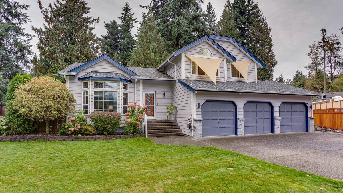 Bonney Lake House | Pet & Family Friendly Bonney Lake Home: Game Room