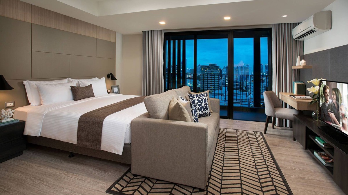 Ekkamai Condo | Pet Friendly Studio/Ekkamai/serviced/Monthly