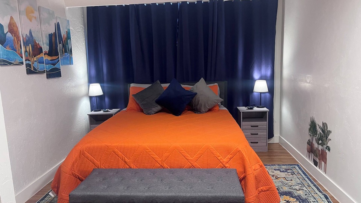 Midtown House | Pet-Friendly 1BR Casita in Central Tucson, WiFi, Fenced Yard & Parking