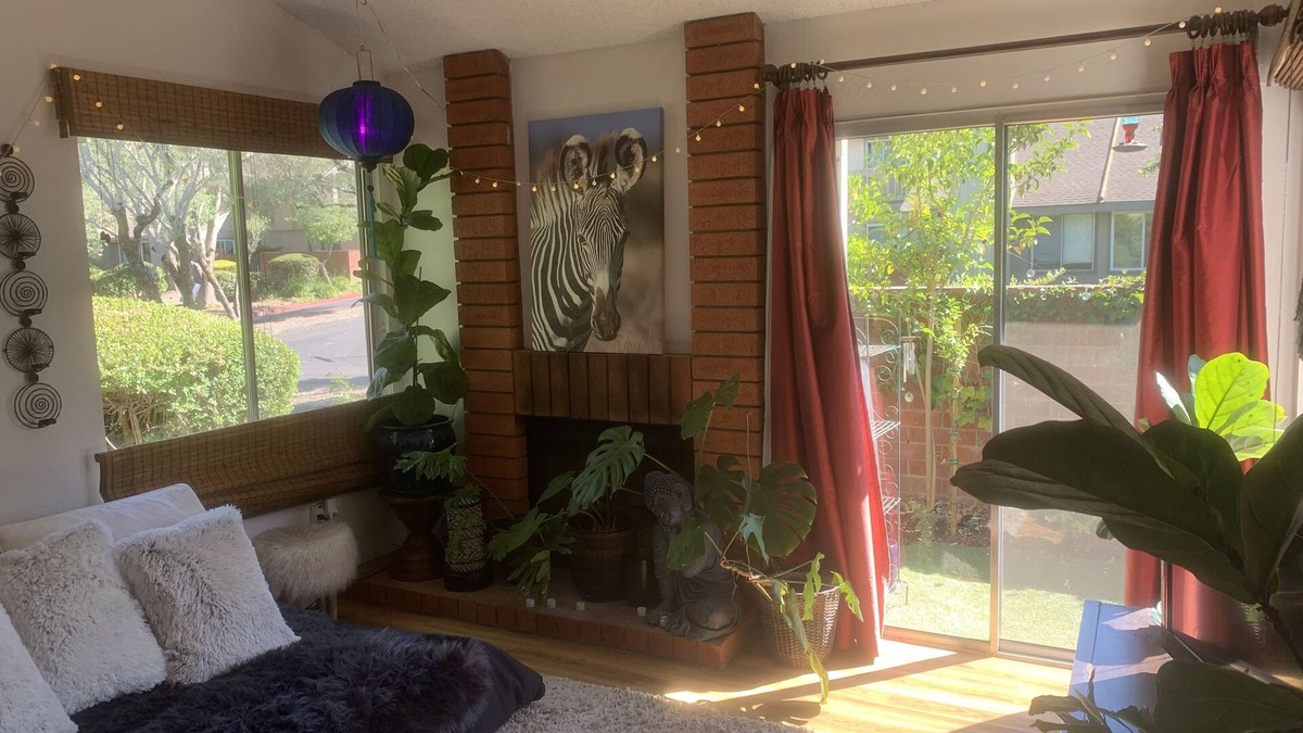 Santa Rosa House | Pet Friendly 2 bedroom Sunny Peaceful Townhome