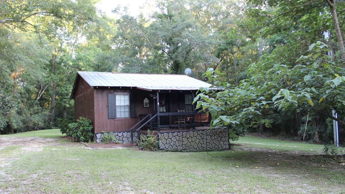 Saucier Cabin | Pet friendly 2-bedroom cabin in quiet country setting yet short drive to coast