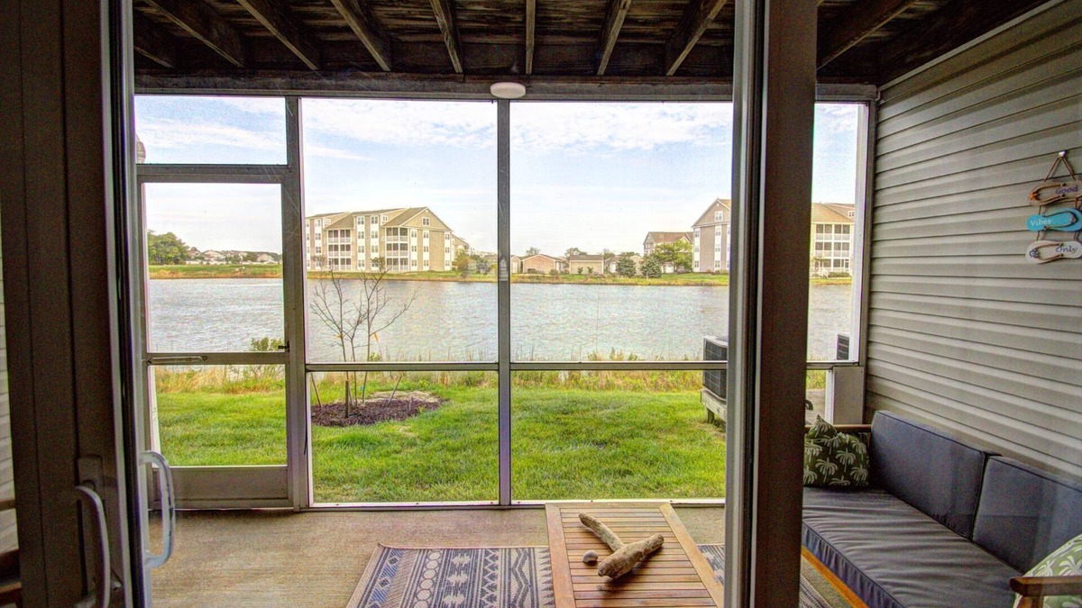 Ocean View Condo | Pet Friendly, 2 Kayaks, 2 SUPS, Pool, Kids' Pool, Free* Golf & Activities, 10 Mins to Beach, 1st Fl.