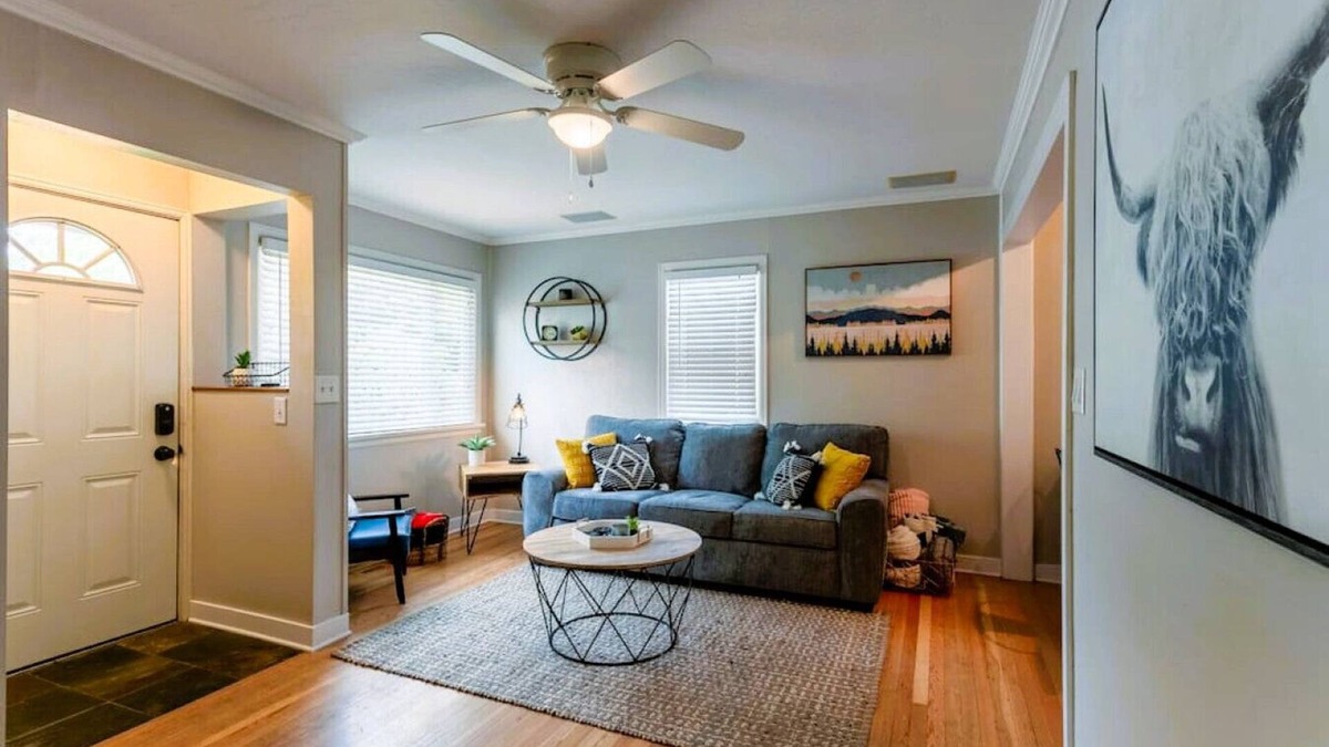 Coeur d'Alene House | Pet-Friendly 4BR Home – Fall Savings on Long Stays