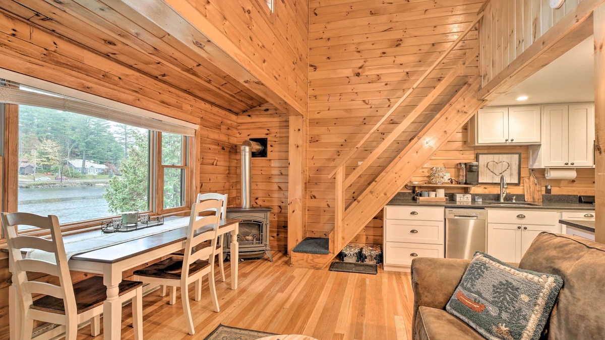 Saranac Lake Cottage | Pet-friendly Adirondack Cabin w/On-site Lake