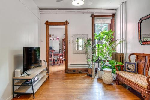 Allentown Apartment | Pet-Friendly Allentown Apt Near Hamilton District!