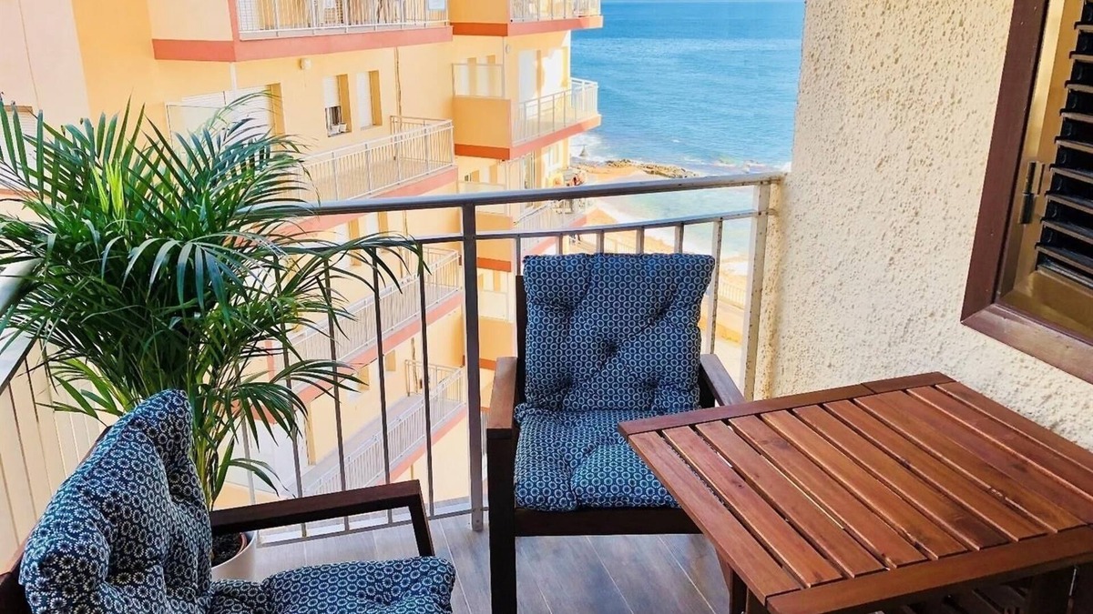 Torrevieja Apartment | Pet Friendly Apartment Rumoholidays with Sea View and Wi-Fi