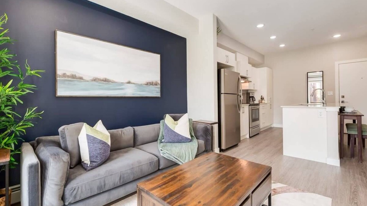 Southwest Calgary Apartment | Pet Friendly Apartment w/Free Underground Parking