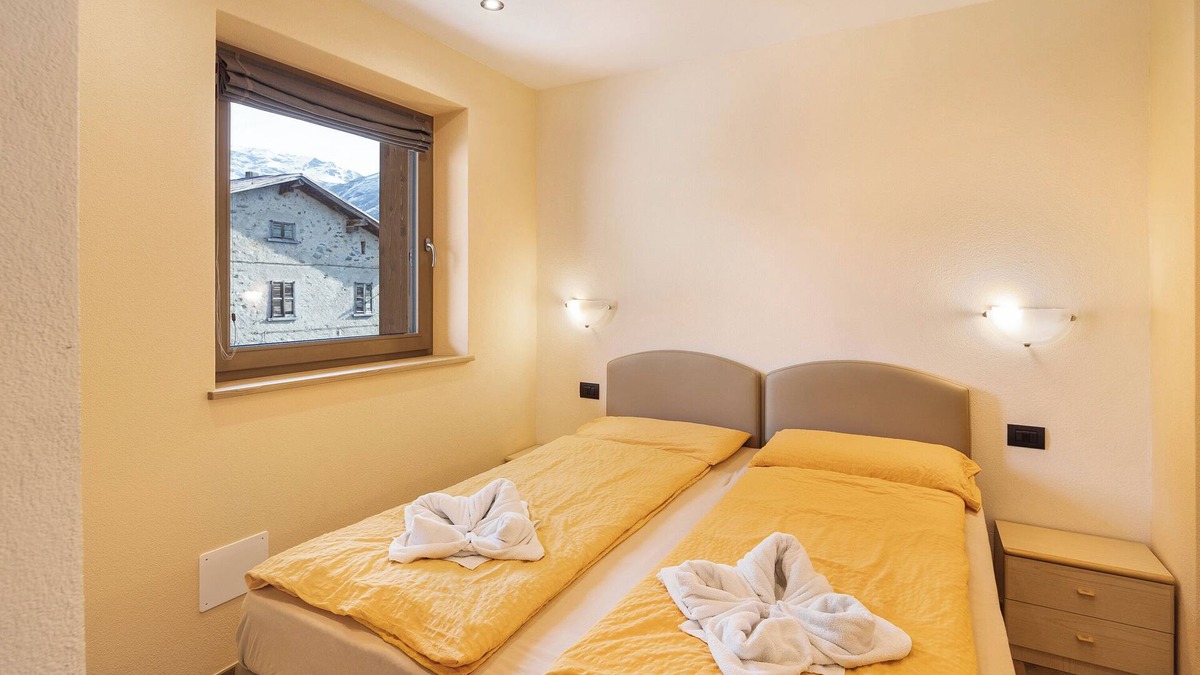 Sant'Anna Apartment | Pet-Friendly Apartment 'Angelina Casa Claudia' with Mountain View & Wi-Fi