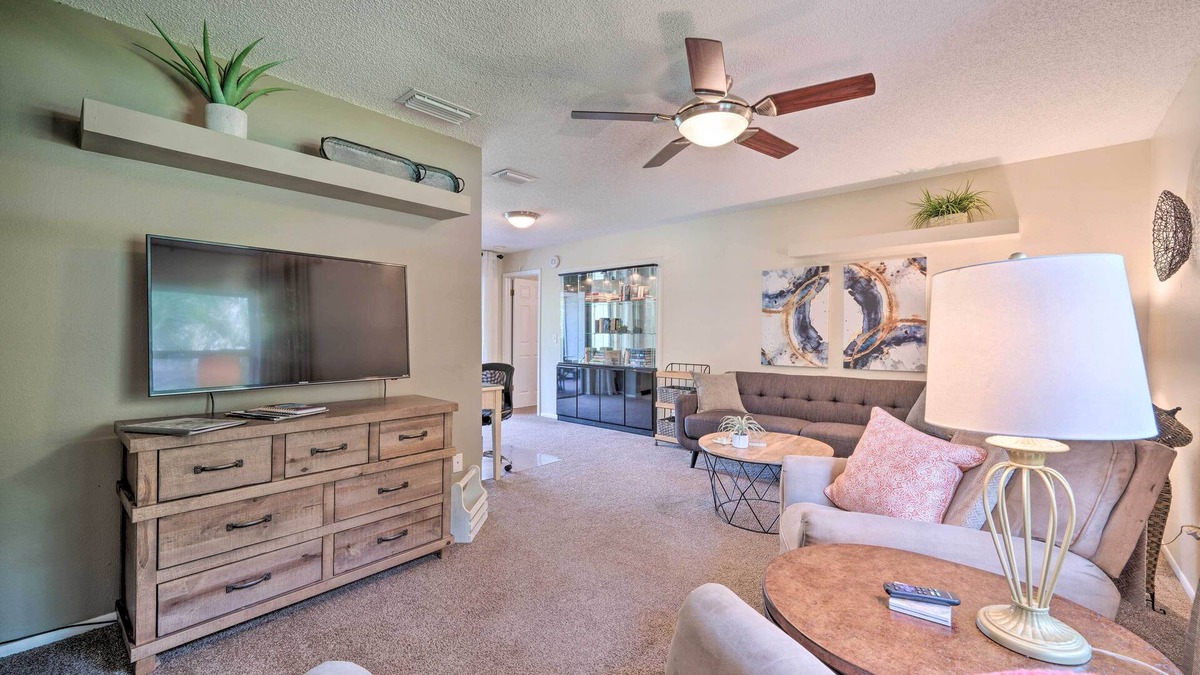 Forest City House | Pet-Friendly Apopka Home: 30 Mi to WDW!