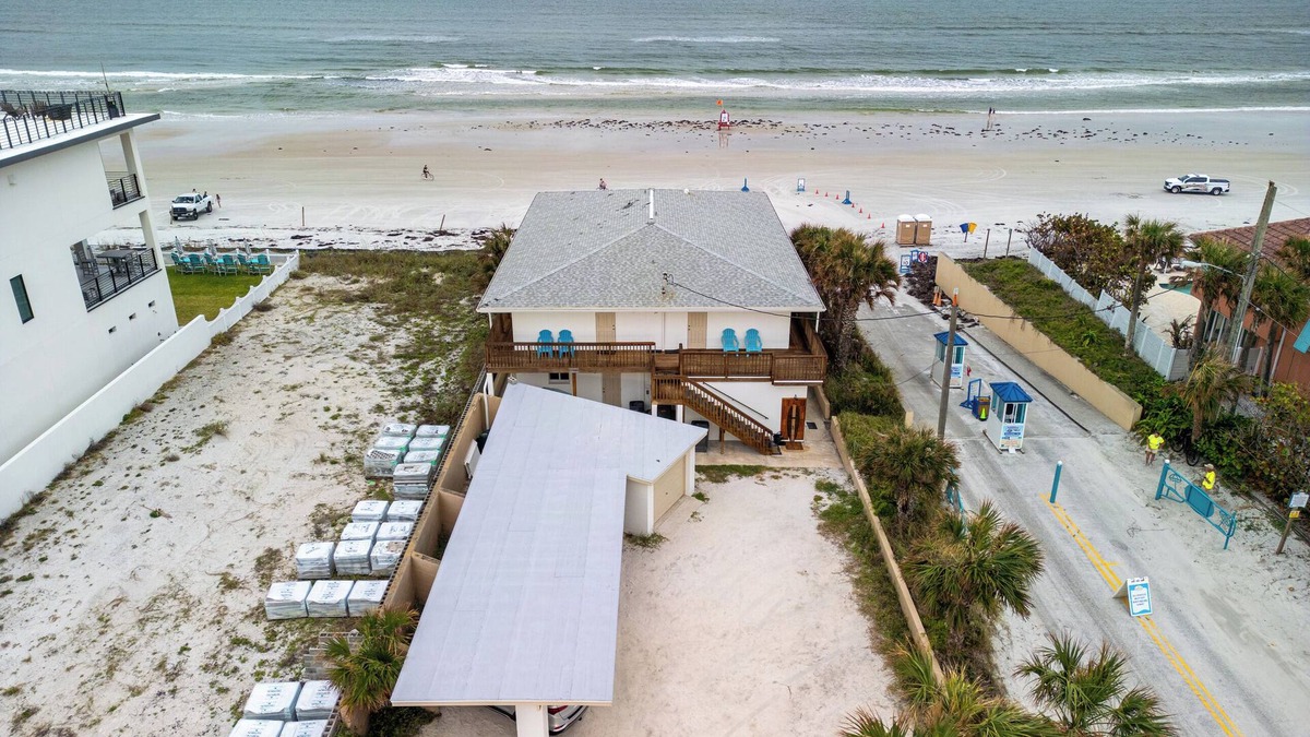New Smyrna Beach Apartment | Pet Friendly & Beachfront Angel Inn the Sand - Gecko Unit Downstairs South