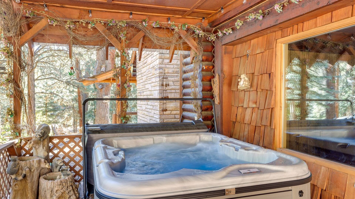 Vallecito Cabin | Pet-Friendly Bayfield Cabin w/Game Room & Hot Tub