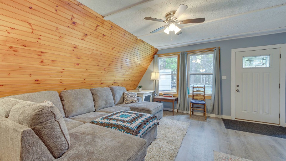 Belfast Cottage | Pet-friendly Belfast Retreat - 2 Mi to Downtown!