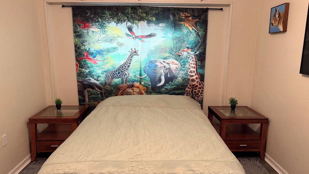 Titusville House | Pet friendly, Big Backyard for Kids or Pets, 20 minutes to Playalinda Beach!