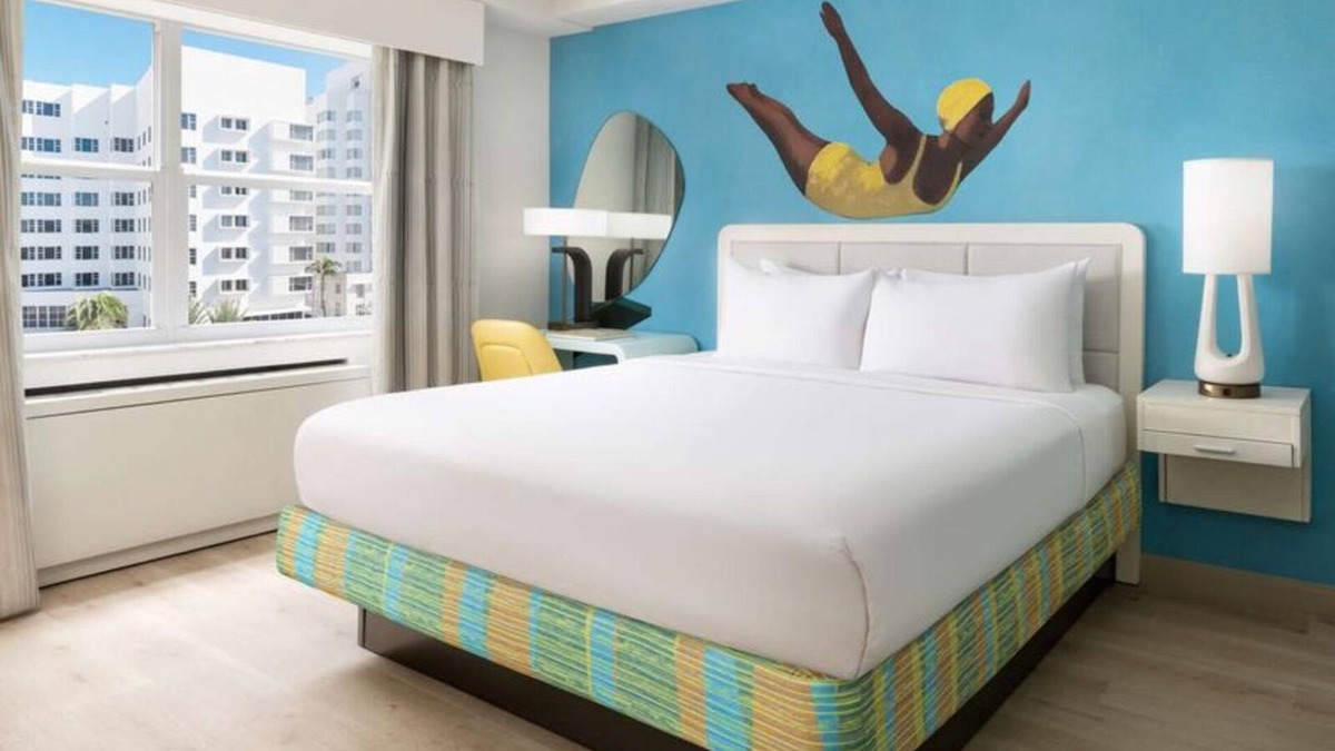 Mid Beach Hotel | Pet-Friendly Getaway with Outdoor Pool – Just Minutes from Ocean Drive