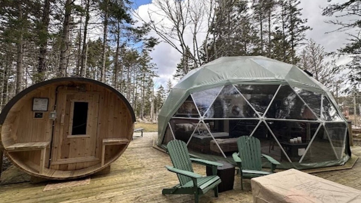 Seabright House | Pet-Friendly Glamping Dome close to Peggy’s Cove!