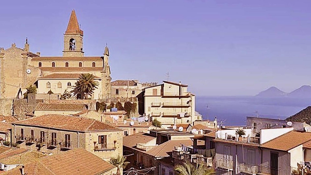 Ficarra House | Pet-Friendly Holiday Home 'Casa Russo a Ficarra'