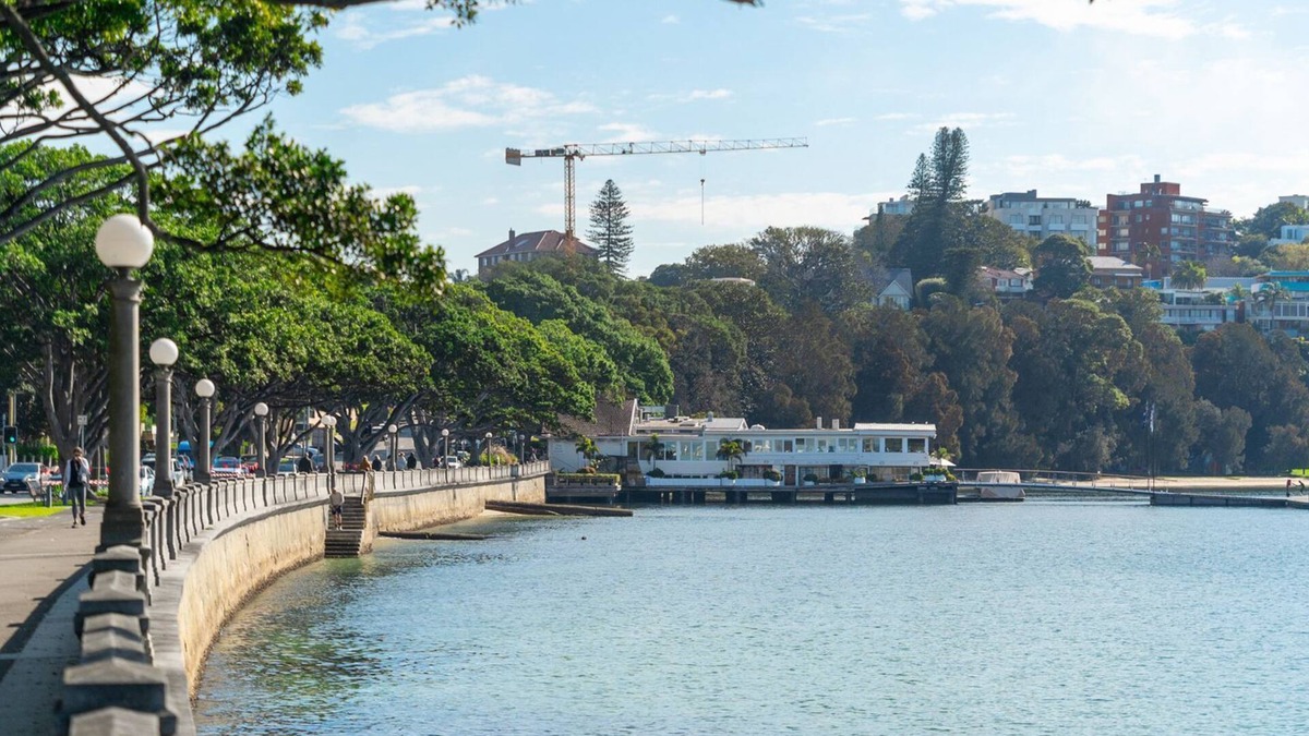 Bellevue Hill Apartment | Pet-Friendly Home Just Minutes from Bondi Beach