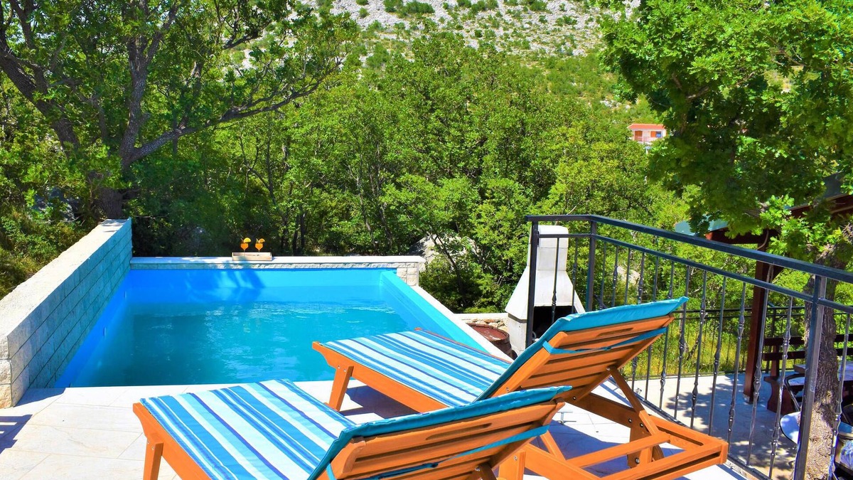 Senj House | Pet friendly home in Sveti Juraj