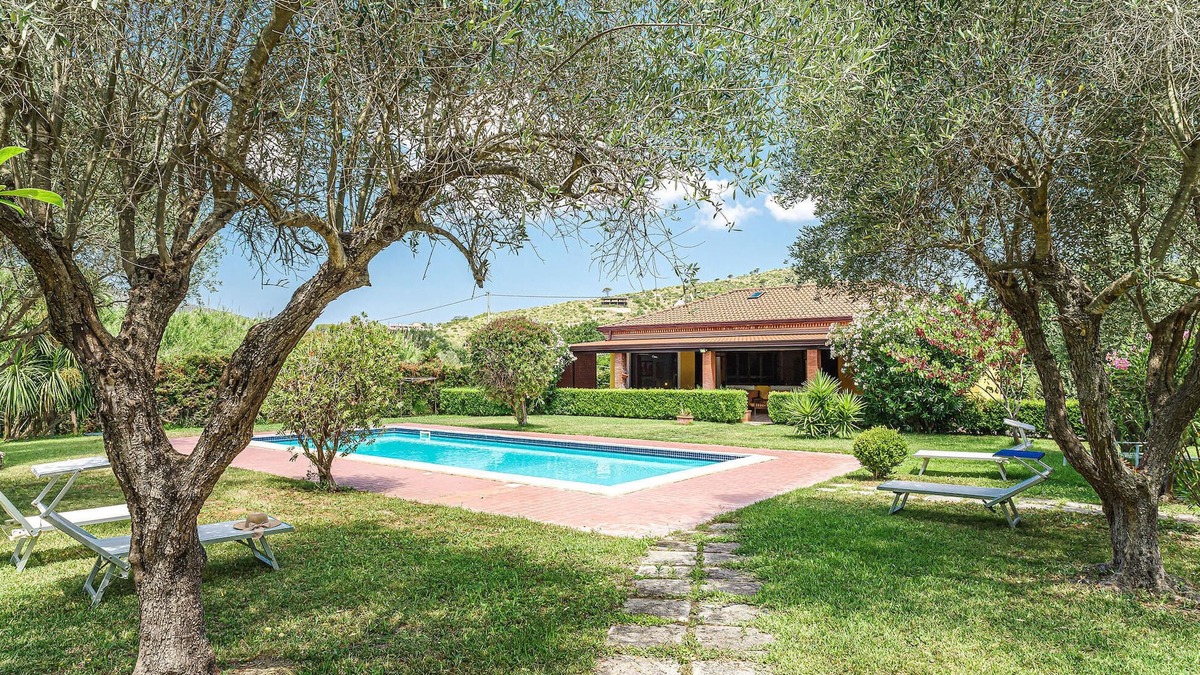 Montecorice House | Pet friendly home in Montecorice
