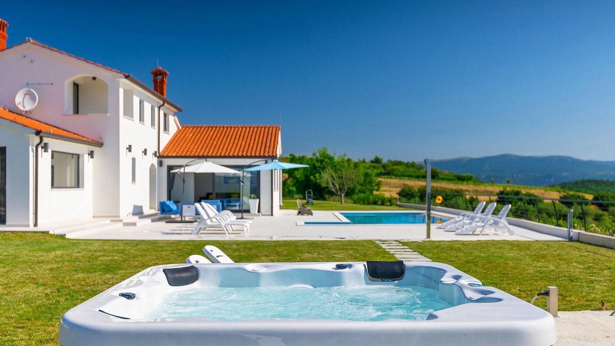 Vrh House | Pet friendly home in Buzet