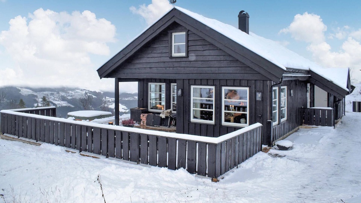 Gol House | Pet friendly home in Gol with sauna
