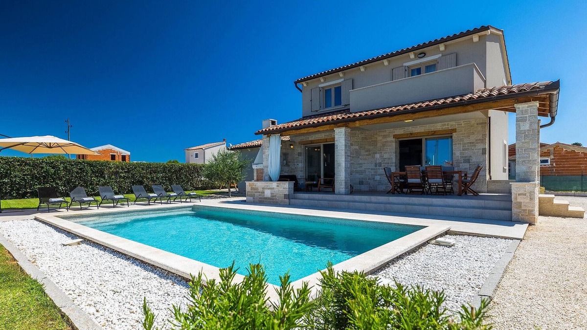 Loborika House | Pet friendly home in Marcana