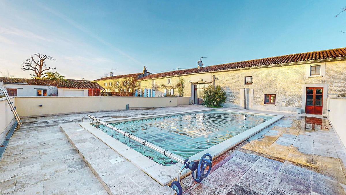 Nere House | Pet friendly home in NERE