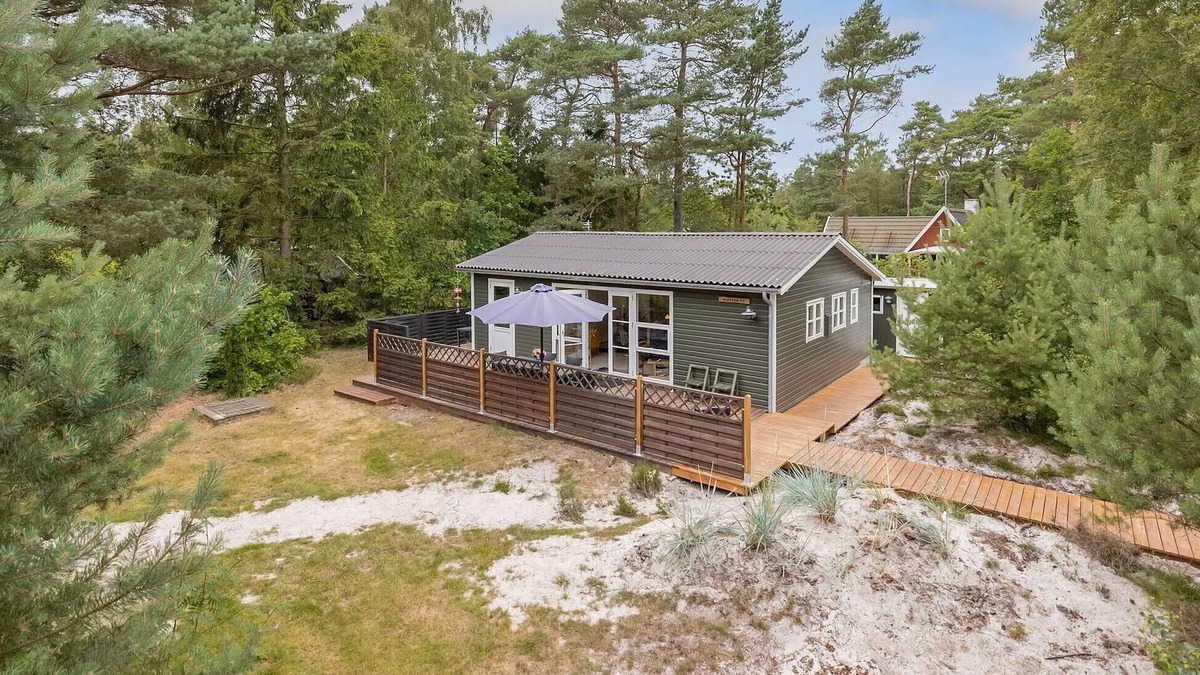 Bedegaard House | Pet friendly home in Nexø with WiFi