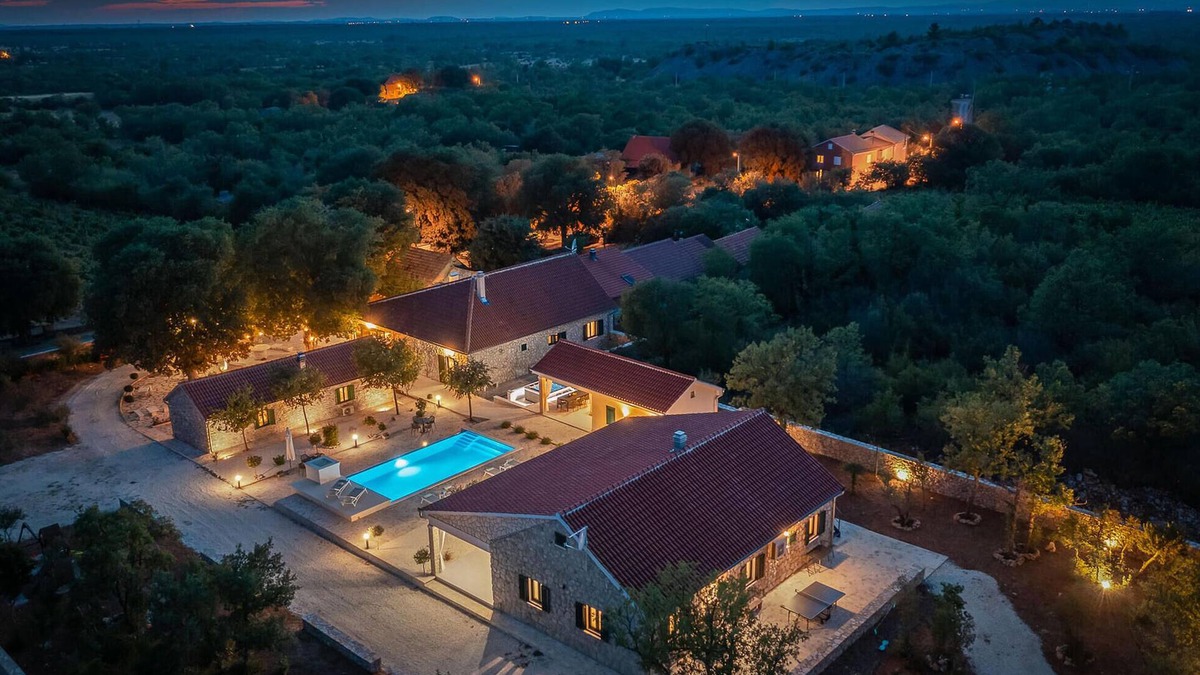 Razvode House | Pet friendly home in Oklaj with sauna