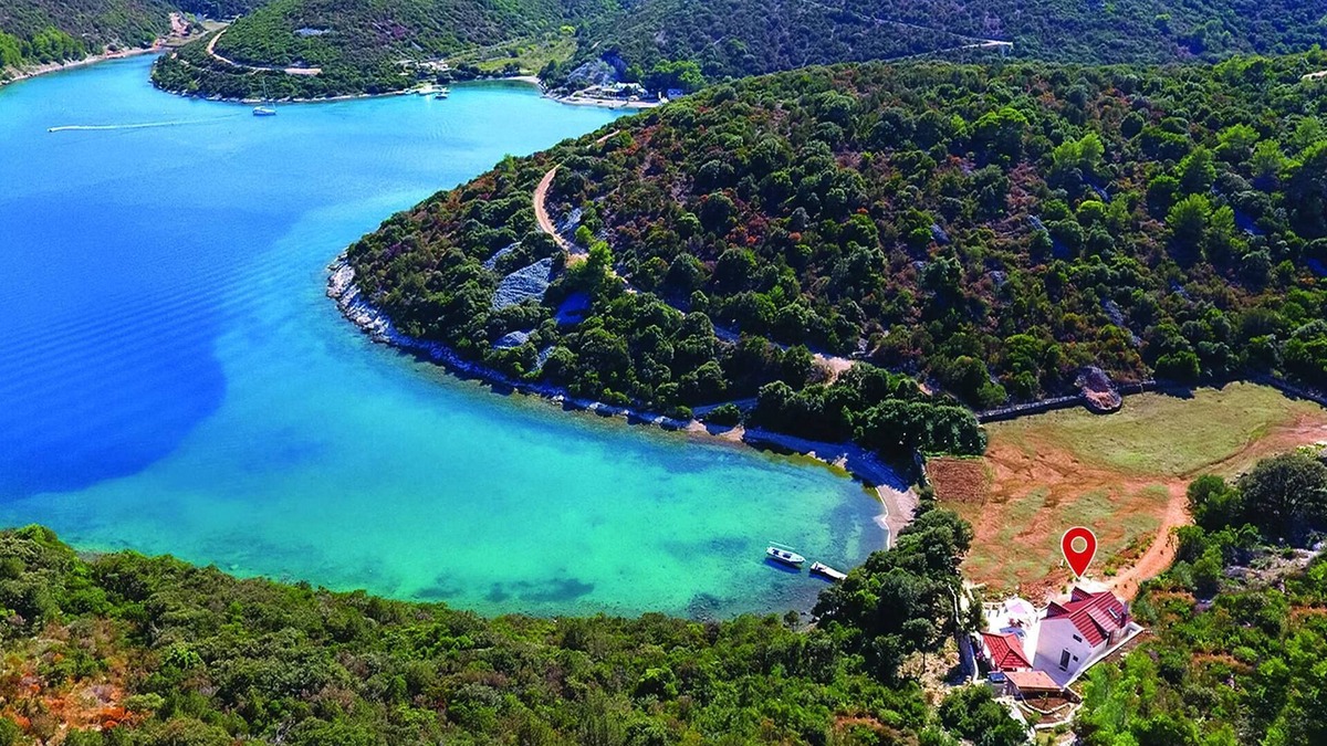 Pucisca House | Pet friendly home in Pucisca with WiFi