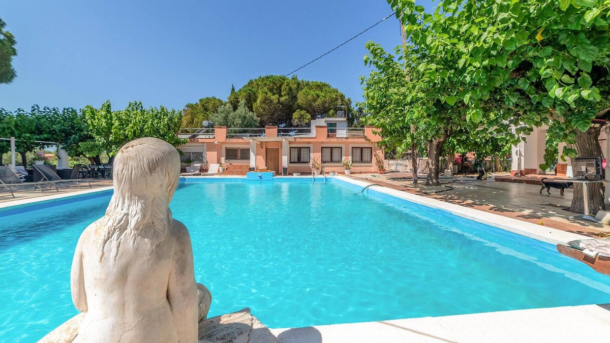 Reus House | Pet friendly home in Reus with WiFi