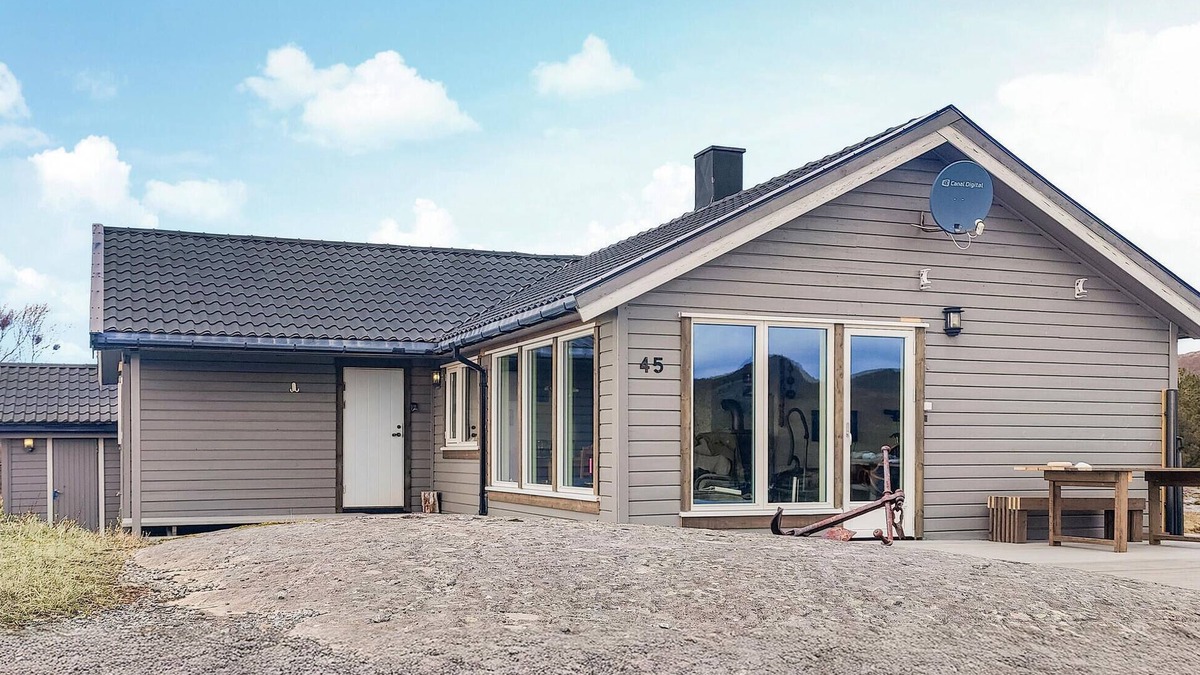 Roan House | Pet friendly home in Roan