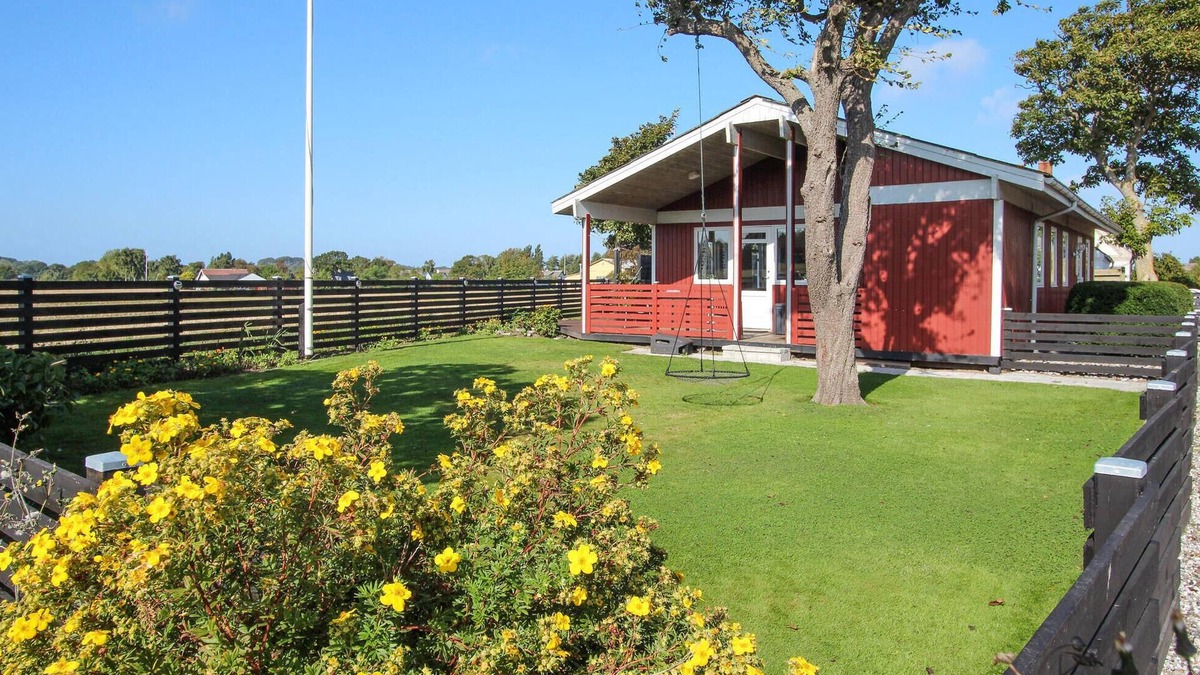 Samsø House | Pet friendly home in Samsø with kitchen