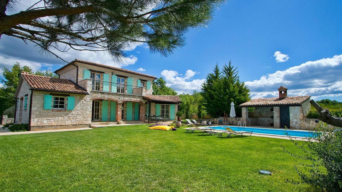 Radetici House | Pet friendly home in Tinjan