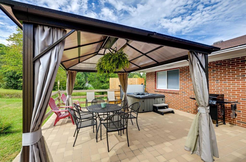Clayton House | Pet Friendly Home with Hot Tub, Patio and Game Room!