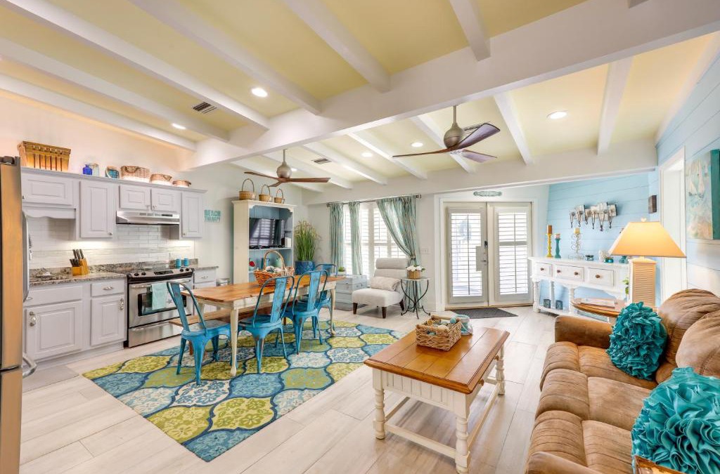 Jekyll Island Apartment | Pet-Friendly Jekyll Island Abode - Walk to Beach!