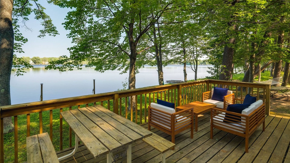 Kalkaska Cottage | Pet-Friendly Kalkaska Cottage on Lake Crawford!