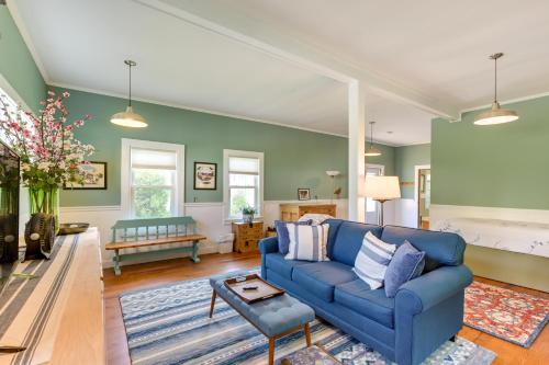 Penobscot House | Pet-Friendly Maine Cottage By Northern Bay
